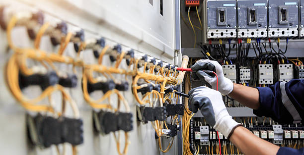Professional Electrician technician working in White Knoll, SC
